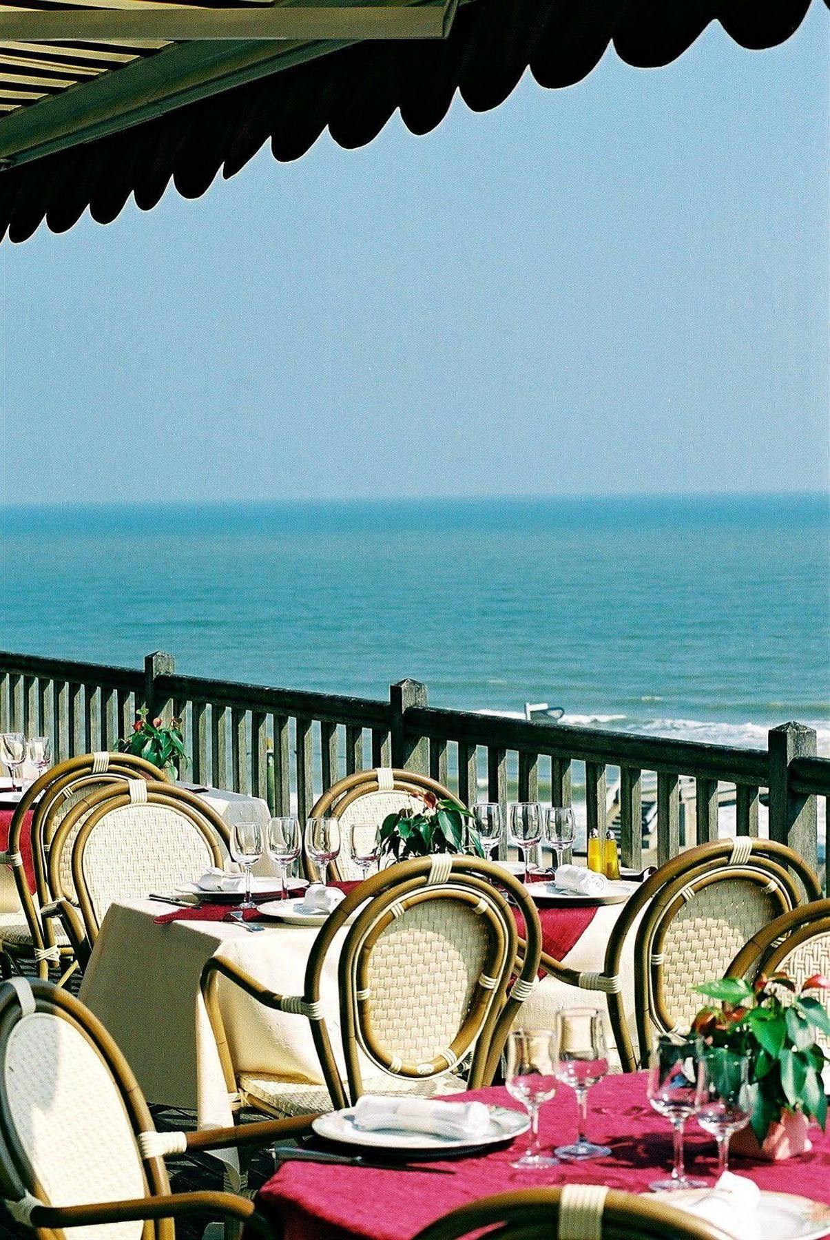 Logis Hotel Du Casino Restaurant Le Mathelia Vierville-sur-Mer Dış mekan fotoğraf